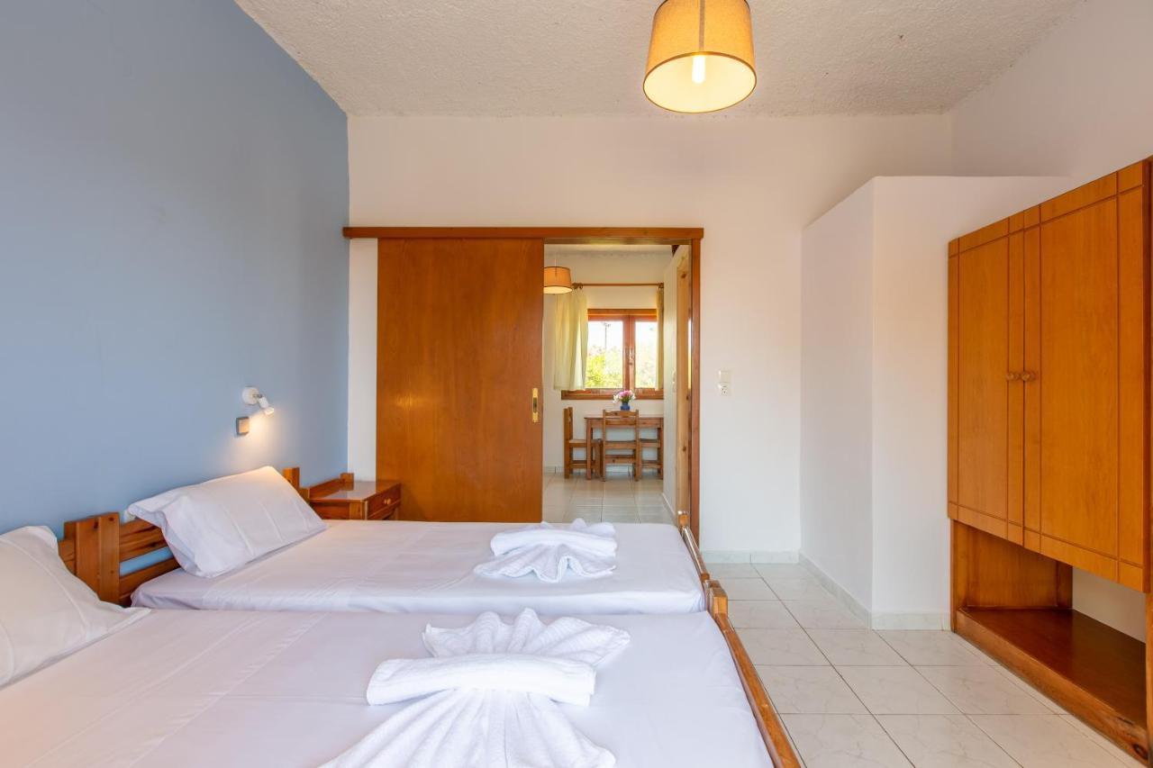 San Antonio Stratos Aparthotel Kamisiana ภายนอก รูปภาพ