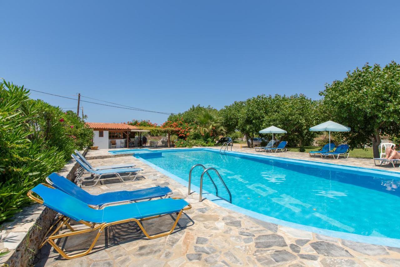 San Antonio Stratos Aparthotel Kamisiana ภายนอก รูปภาพ