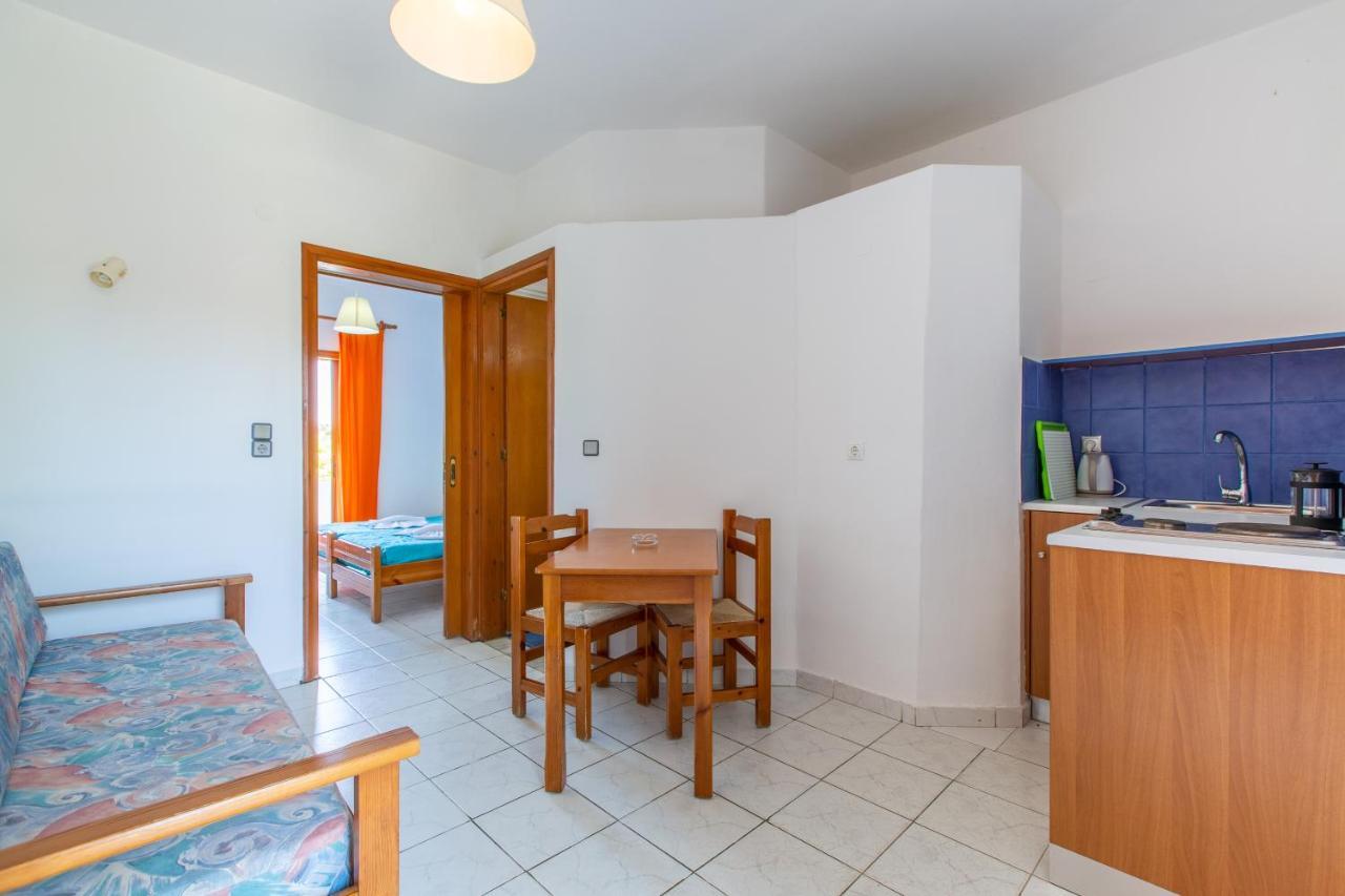 San Antonio Stratos Aparthotel Kamisiana ภายนอก รูปภาพ