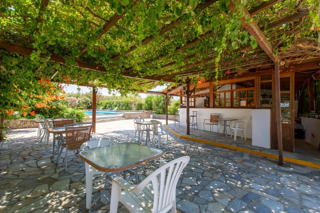 San Antonio Stratos Aparthotel Kamisiana ภายนอก รูปภาพ